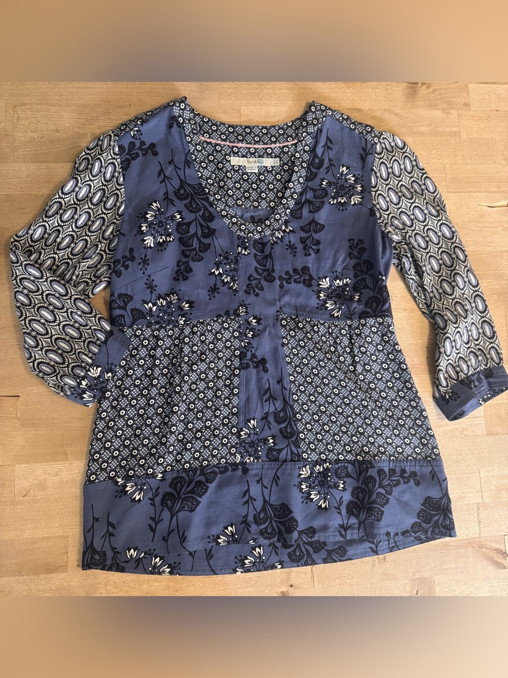 NWOT Boden Mollie Peasant Viscose Top